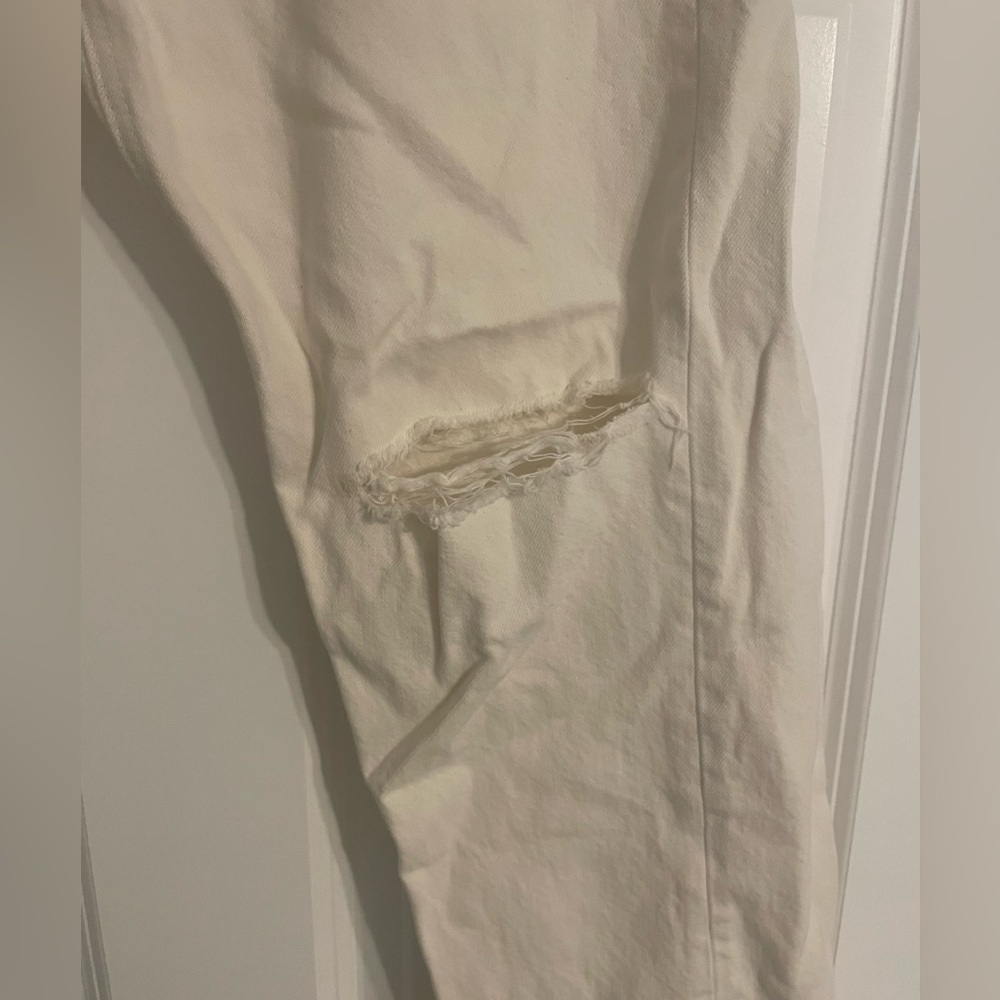 GAP Vintage Straight Distressed Denim - Picture 4 of 6